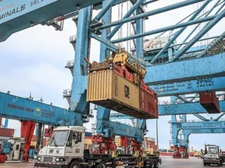 Balanza comercial registra superávit