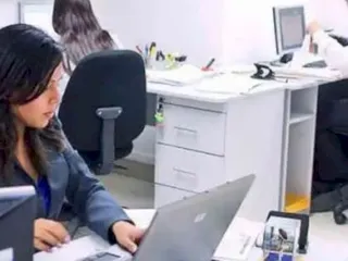 MEF aprueba compras corporativas de papelería, útiles de oficina y materiales de limpieza